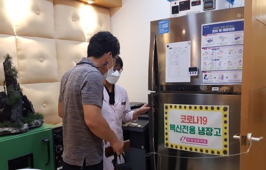 화순군 보건당국은 코로나19 예방접종 위탁 의료기관과 선별진료소에 대한 긴급 안전점검을 실시했다. ⓒ 화순군
