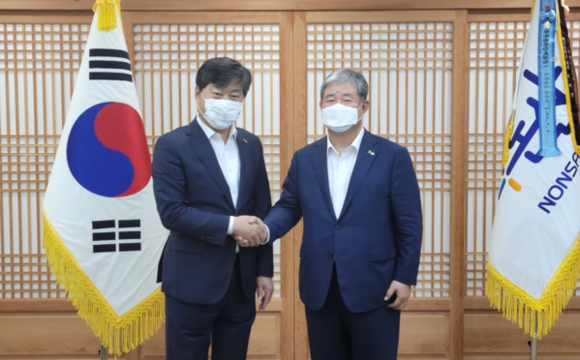 황명선 논산시장(왼쪽), 정태희 대전상의 회장(오른쪽). ⓒ 대전상공회의소