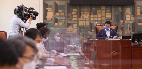 제389회국회 임시회 제2차 문화체육관광위원회 문화예술법안심사소위원회가 27일 오후 서울 여의도 국회에서 박정 위원장 주재로 열리고 있다. ⓒ 연합뉴스