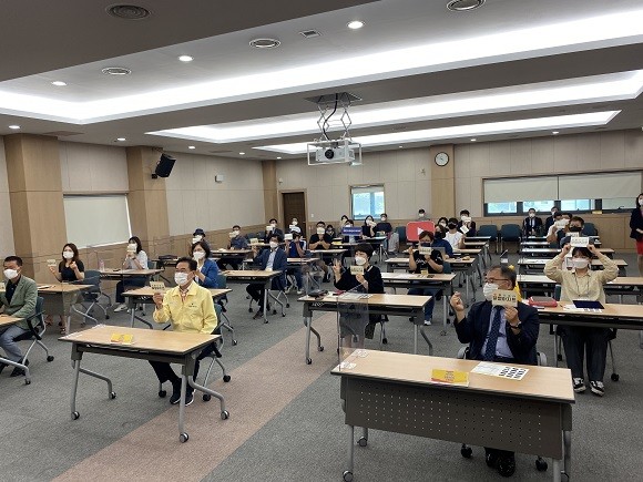 경북도는 3일 경북테크노파크 영천센터에서 1인 미디어 스튜디오 '별별아지트 오픈 데이' 행사를 가졌다. ⓒ 경북도