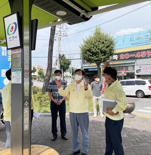 권영세 안동시장은 12일 여름철 자연재난에 대비해 관계 부서(안전재난과, 건설과, 상하수도과)와 합동 현장점검을 실시했다. ⓒ 안동시