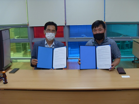 순천시립삼산도서관이 나들이 발달장애인 주간활동센터와 업무협약을 체결했다. ⓒ 순천시