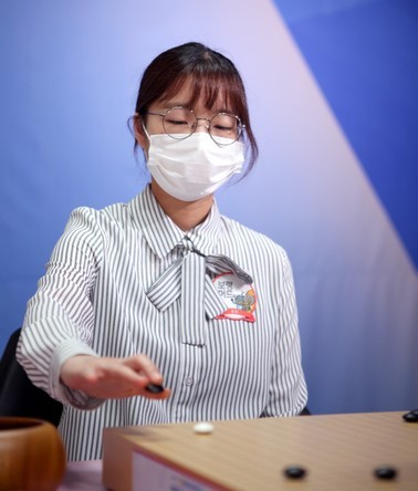 대국 중인 보령머드팀의 최정 9단. ⓒ 보령시
