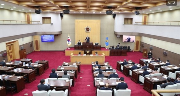 충북도의회 제393회 임시회 제2차 본회의 장면. ⓒ 의회사무국
