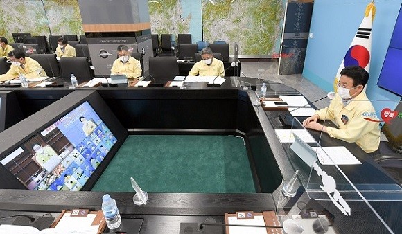 이철우 경상북도지사는 지난 24일 중앙재난안전대책본부(이하 중대본) 영상회의 모습. ⓒ 경북도