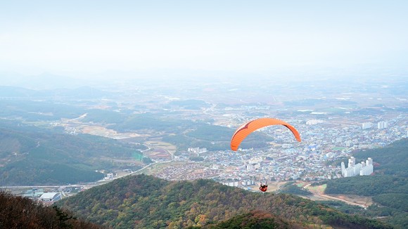 패러글라이딩 체험 모습. ⓒ 산림청