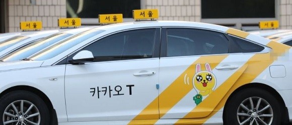 타다는 최근 자사 택시기사들이 카카오T를 통해 호출을 받을 수 있도록 카카오와 업무협약(MOU)을 체결했다. ⓒ 연합뉴스