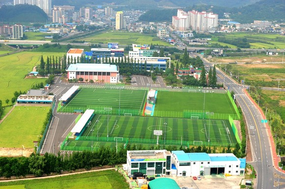 진주스포츠파크 전경. ⓒ 진주시
