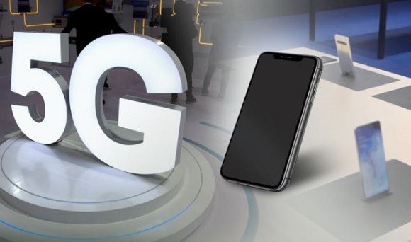 5G 품질 논란으로 물들었던 지난해에 이어 올해는 연초부터 5G 주파수 추가 할당을 둘러싼 통신사 간 형평성 문제로 뜨겁다. ⓒ 연합뉴스