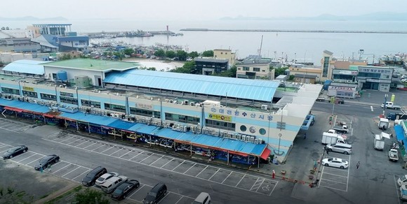 대천항 수산시장 외부 모습. ⓒ 보령시