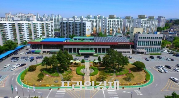 논산시청 청사 전경. ⓒ 프라임경제