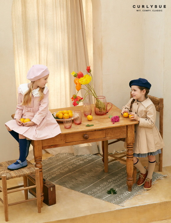 한세드림의 유아동 브랜드 컬리수가 신학기 스타일링을 위한 아우터 및 셋업 상품을 새롭게 출시한다. 풀무원식품이 디핑소스 신제품 '리얼디핑' 4종을 출시했다. © 한세드림