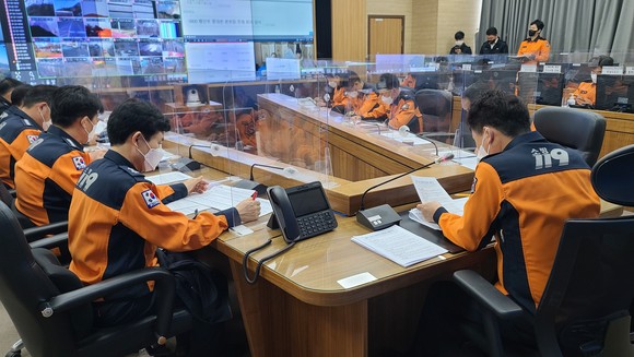 5일 상황판대회의 개최 모습. ⓒ 소방청