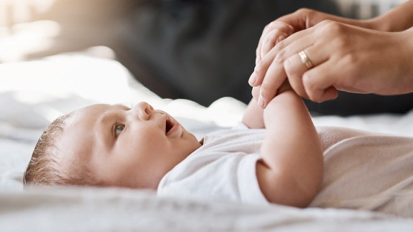 롯데호텔 제주가 따듯한 봄을 맞아 태교 여행을 준비하는 예비 부모들을 위한 '베이비문X밍크뮤' 패키지를 선보인다. © 롯데호텔