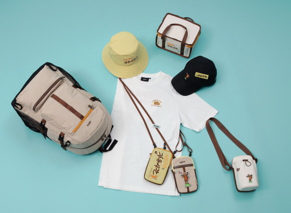 네파가 해태제과의 초코바 '자유시간'과 협업한 제품을 선보인다. © 네파