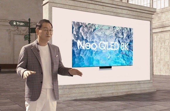 '언박스&디스커버 2022'에서 한종희 삼성전자 부회장이 발언을 하고 있다. ⓒ 삼성전자