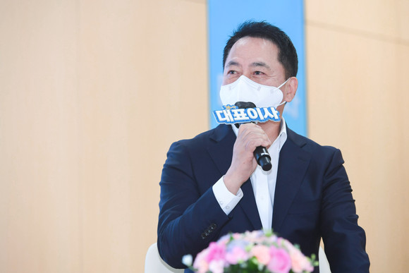 지난 13일 임직원 타운홀미팅 '오픈토크'에 참석한 최윤호 사장. ⓒ 삼성SDI