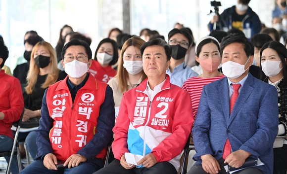 지난 18일 열린 아산선대위 발대식에 참석한 김태흠 후보. ⓒ 후보사무실