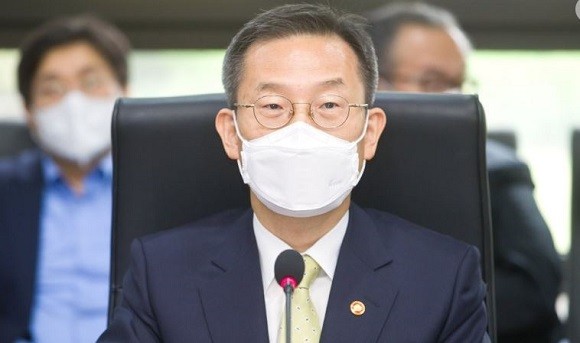 이종호 과학기술정보통신부 장관이 내달 취임 후 처음으로 통신3사 최고경영자들과 상견례 자리를 만든다. ⓒ 연합뉴스