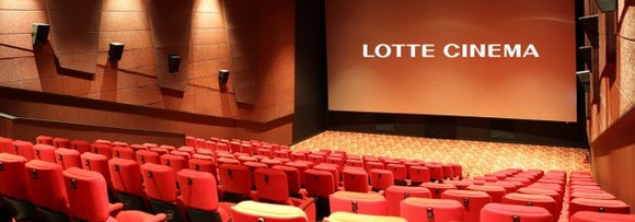 롯데시네마는 영화관람료를 성인 2D 일반 영화 기준 주중 1만4000원, 주말 1만5000원으로 기존 대비 1000원씩 인상한다고 15일 밝혔다. ⓒ 롯데시네마