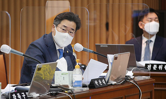박찬대 더불어민주당 의원은 29일 대안교육기관에 지출한 교육비도 소득공제 대상이 되도록 한 소득세법·지방세특례제한법 개정안을 대표발의했다. ⓒ 박찬대 더불어민주당 의원실