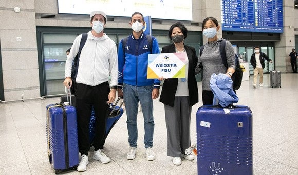 국제대학스포츠연맹(FISU) 기술점검 실사단 입국 모습(맨 오른쪽이 징자오(Jing ZHAO) 국제연맹 하계 국장). ⓒ 대전시