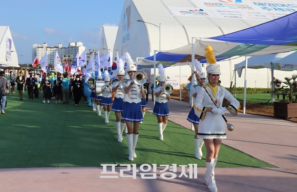'2022 아시안컵 보령국제요트대회' 개막식 선수단 입장 장면. ⓒ 프라임경제