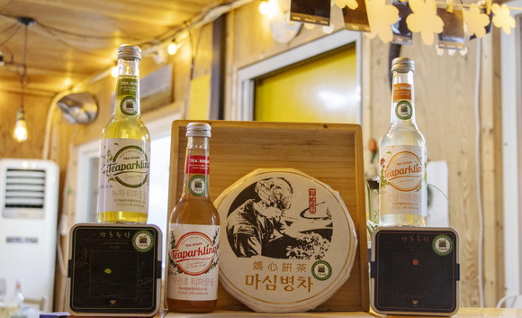 하동세계차엑스포가 공식 선정한 '금향다원·요리곳간' 인정상품 6종. ⓒ 하동세계차엑스포조직위