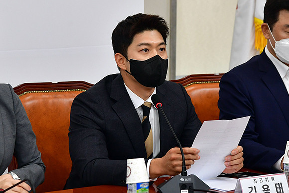 김용태 국민의힘 최고위원은 최고위원직에 사퇴하지 않겠다는 뜻을 밝혔다. ⓒ 연합뉴스