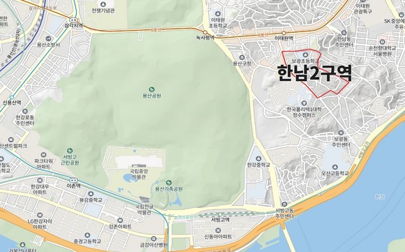 서울 중심에 위치한 한남2구역은 우수한 입지 조건을 갖추고 있다. ⓒ 네이버지도