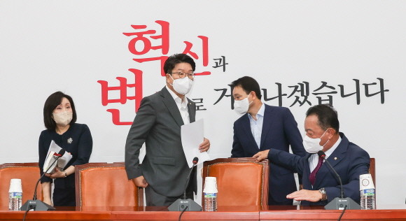 국민의힘은 5일 전국위원회에서 당헌 개정안을 처리해, 이날 오후 상임전국위원회를 열 예정이다. ⓒ 연합뉴스