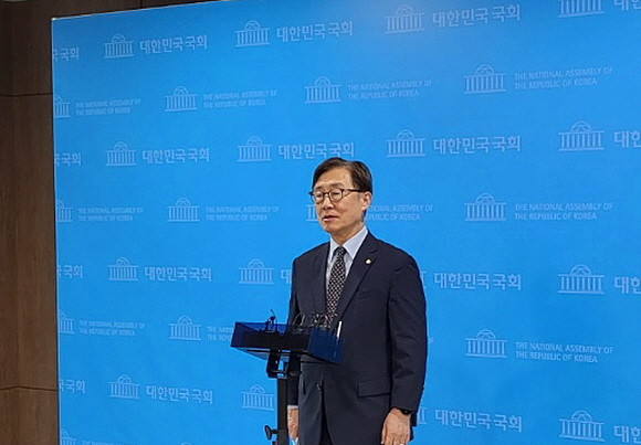 최재형 국민의힘 의원은 15일 민주당 측이 발의한 감사원법 개정안에 대한 반대 의사를 밝혔다. = 박성현 기자