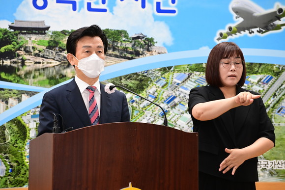 조규일 진주시장이 경남도 부·울·경 행정통합에 찬성 의사를 밝히고 있다. ⓒ 프라임경제