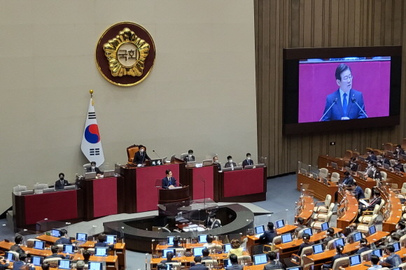 이재명 더불어민주당 대표는 28일 국회 교섭단체 대표연설에서 박진 외교부장관 해임건의안을 강행하겠다는 뜻을 밝혔다. = 박성현 기자
