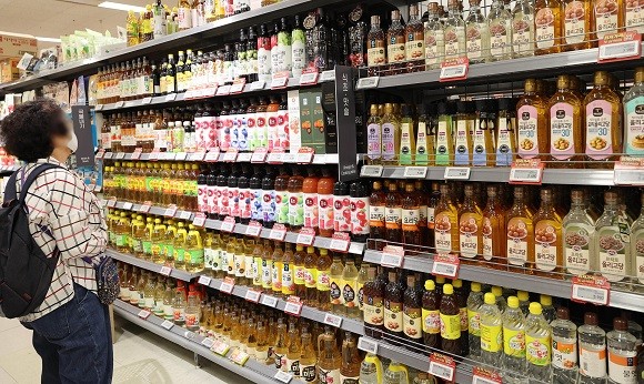 9월 소비자물가 상승률이 5.6%를 기록하면서 전월에 이어 두 달 연속 상승세가 둔화했다. ⓒ 연합뉴스