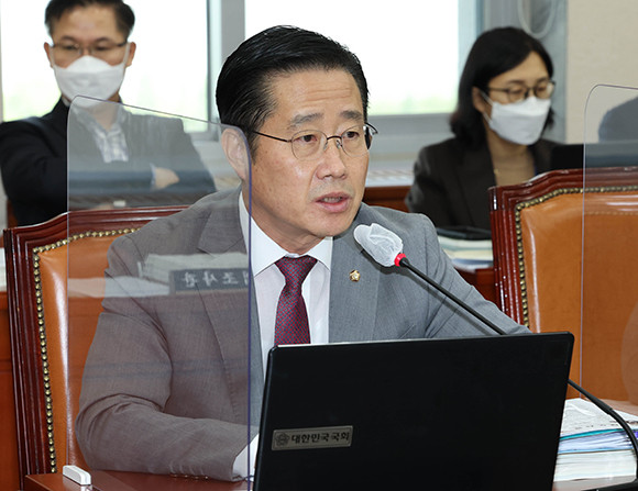 이태규 국민의힘 의원은 17일 국회 교육위원회 국정감사에서 경기도교육청의 특수학교 배치율을 지적했다. ⓒ 연합뉴스