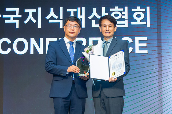 효성이 기술 개발 및 특허 확보로 국가지식재산과 산업 발전에 기여한 공로를 인정받아 올해의 지식재산경영기업으로 선정됐다. ⓒ 효성