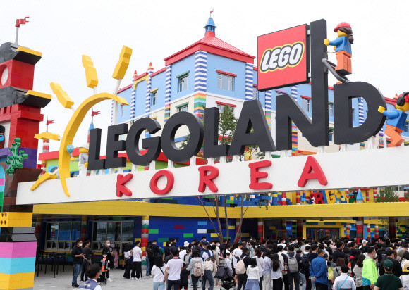 '강원도 레고랜드'가 쏘아올린 부동산PF 시장 유동성 위기로 건설업계 '잔혹동화'가 예고되고 있다. © 연합뉴스