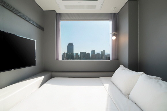 컴퍼니합이 4일부터 카카오 쇼핑하기 톡딜에서 호텔 카푸치노 패키지를 선보인다. © 컴퍼니합