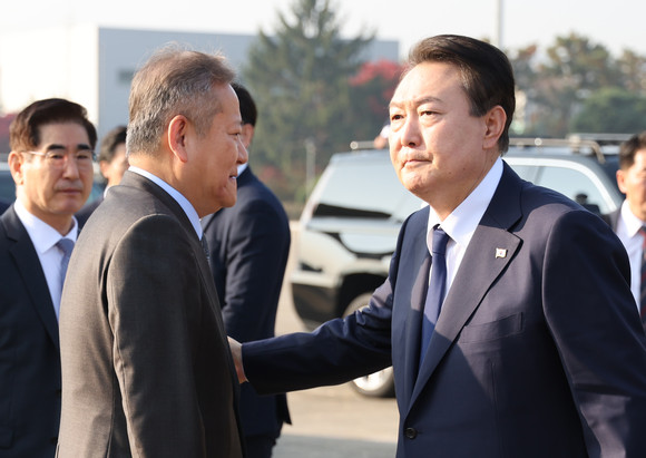 윤 정부 들어 해임건의안의 무게가 퇴색되고 있다는 우려의 목소리가 나온다. 역대 대통령 임기 동안 1~2번 정도 나오던 해임건의안이 1년도 되지 않은 윤 정부에서는 벌써 2번째다. ⓒ 연합뉴스