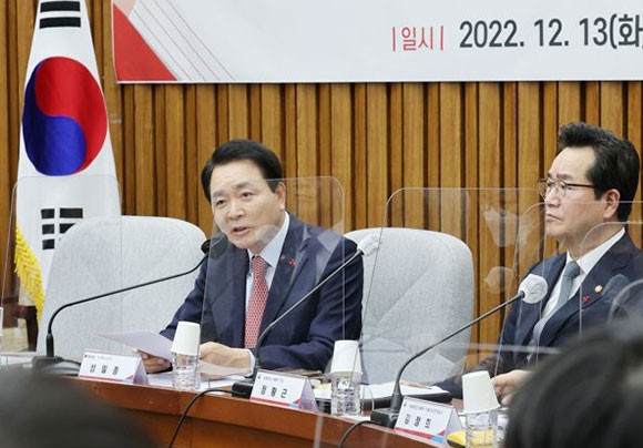 당정은 13일 푸드테크 산업 성장을 위한 지원 방안을 마련하기로 했다. ⓒ 연합뉴스