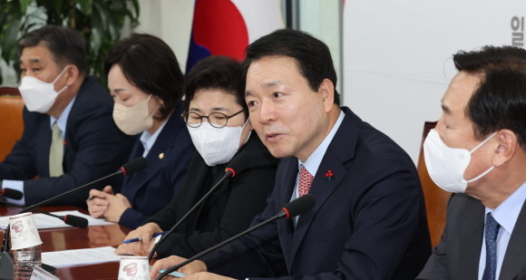 성일종 국민의힘 정책위의장은 문재인 케어를 폐지해야 한다고 주장했다. ⓒ 연합뉴스