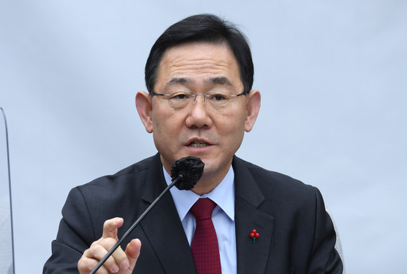 주호영 국민의힘 원내대표가 오전 원내대책회의에서 발언하고 있다. ⓒ 연합뉴스