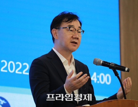 하승철 하동군수가 '2023 청년이 원하는 대로 하동’ 원년을 선포하고 있다. ⓒ 프라임경제