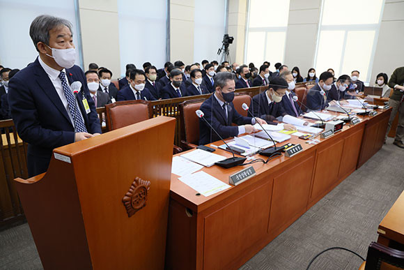 국회 국정조사특별위원회는 27일 10.29 참사 관련 첫 기관보고를 받았다. ⓒ 연합뉴스