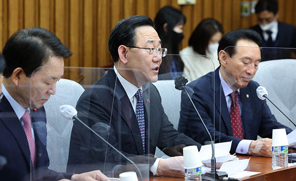 주호영 국민의힘 원내대표는 30일 더불어민주당 측이 추진하고 있는 양곡관리법에 대해 비판의 목소리를 냈다. ⓒ 연합뉴스