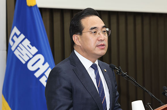 박홍근 더불어민주당 원내대표는 30일 10.29 참사 진상 규명을 위해 국정조사 기간 연장을 강조했다. ⓒ 연합뉴스