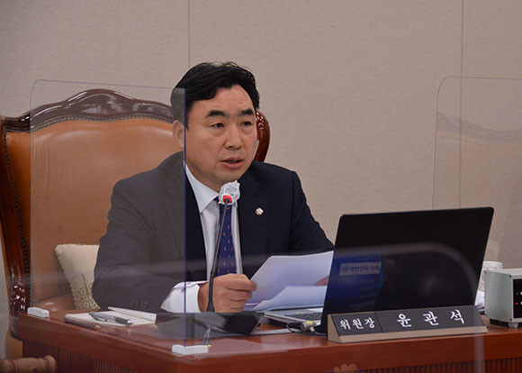 윤관석 산자중기위원장은 정부안에 대한 견해를 밝혔다. ⓒ 윤관석 더불어민주당 의원실