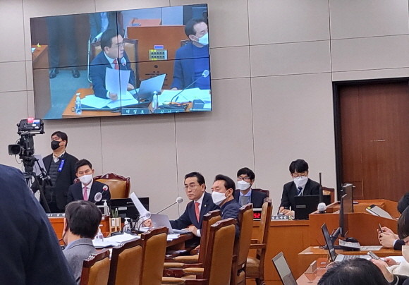 태영호 국민의힘 의원 등 국민의힘 측에서는 윤석열 대통령이 아랍에미리트(UAE)에서 한 발언을 옹호했다. = 박성현 기자