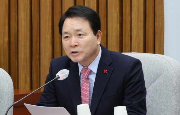 성일종 국민의힘 정책위의장은 25일 실손보험 청구 간소화 및 비대면 진료 제도화 관련으로 의료계에 요청했다. ⓒ 연합뉴스